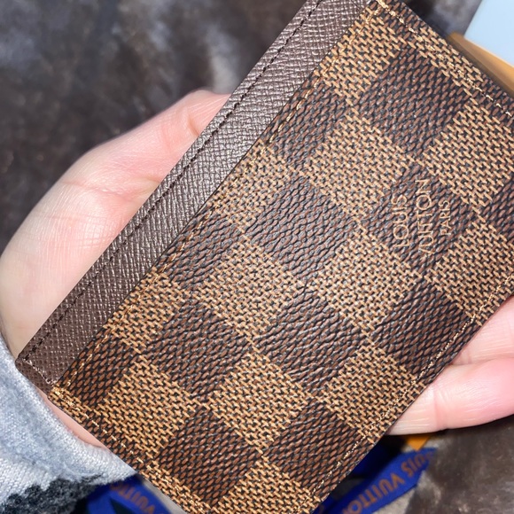 ‼️ SOLD ‼️ Louis Vuitton 🤎 DAMIER EBENE Card Holder 💳 - Picture 3 of 8